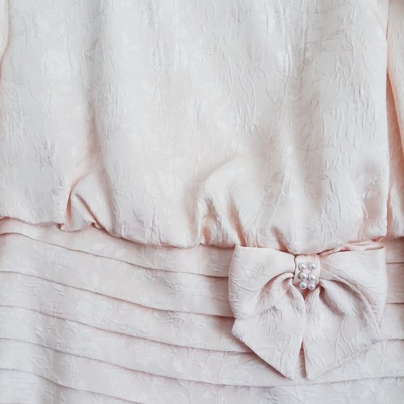 Vintage 100% Silk Beaded Blush Pink Top - Picture 2 of 6